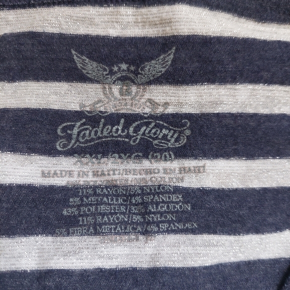 Faded Glory Striped Long-sleeved Bluse - Picture 6 of 6